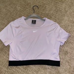 nike cropped workout top